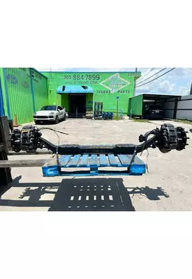 INTERNATIONAL 4300 Axle Assembly, Front (Steer)