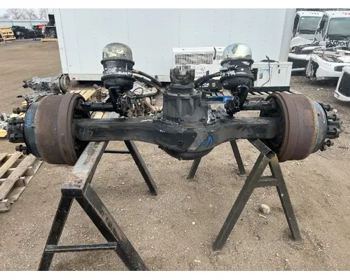 INTERNATIONAL 4300 Axle Assembly, Rear
