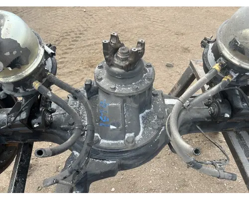 INTERNATIONAL 4300 Axle Assembly, Rear