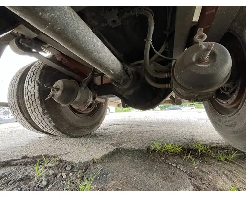INTERNATIONAL 4300 Axle Housing (Rear)