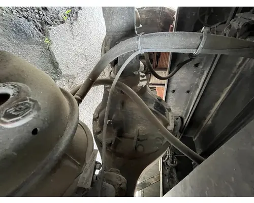 INTERNATIONAL 4300 Axle Housing (Rear)
