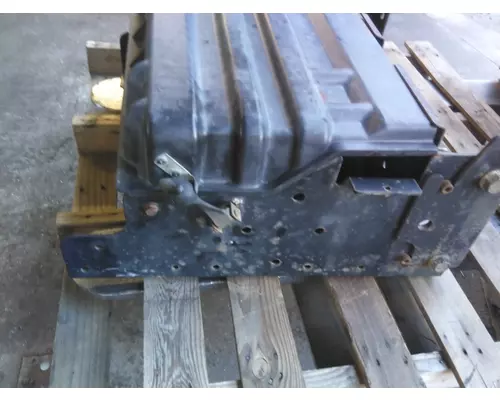 INTERNATIONAL 4300 BATTERY BOX