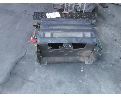 INTERNATIONAL 4300 BATTERY BOX