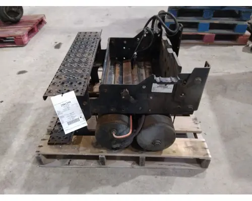 INTERNATIONAL 4300 BATTERY BOX