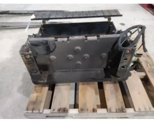 INTERNATIONAL 4300 BATTERY BOX