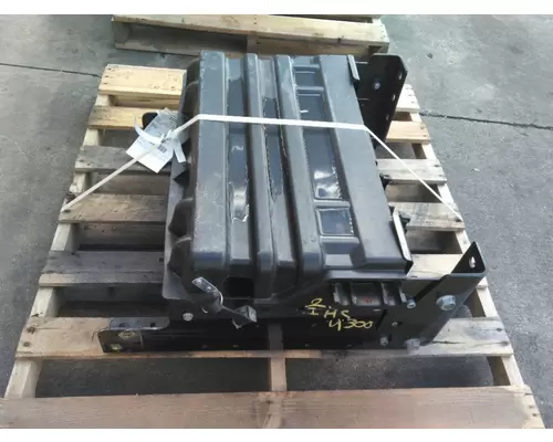 INTERNATIONAL 4300 BATTERY BOX