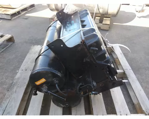 INTERNATIONAL 4300 BATTERY BOX