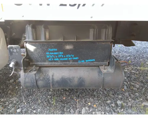 INTERNATIONAL 4300 BATTERY BOX