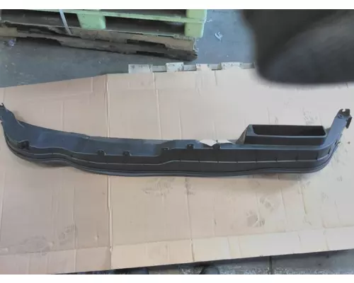 INTERNATIONAL 4300 BODY PARTS, MISC.