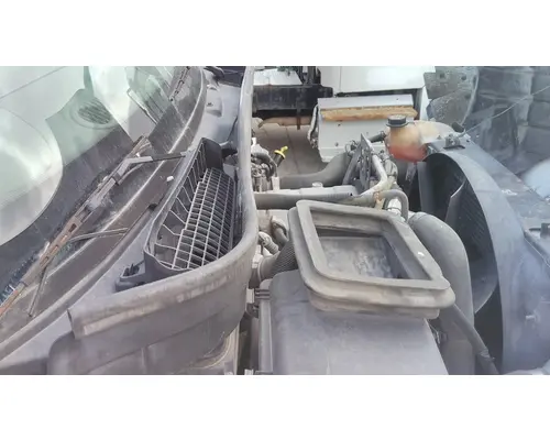 INTERNATIONAL 4300 BODY PARTS, MISC.