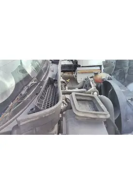 INTERNATIONAL 4300 BODY PARTS, MISC.