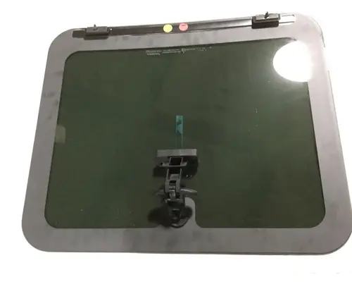 INTERNATIONAL 4300 Back Glass