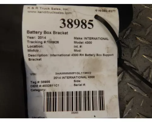 INTERNATIONAL 4300 Battery Box Bracket