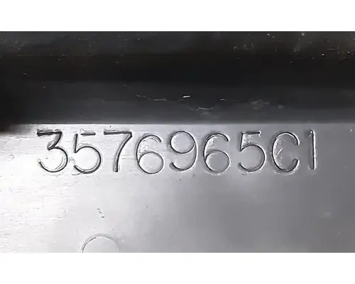 INTERNATIONAL 4300 Battery BoxTray