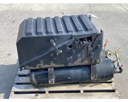 INTERNATIONAL 4300 Battery Box