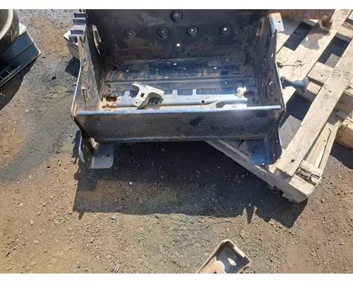 INTERNATIONAL 4300 Battery Box