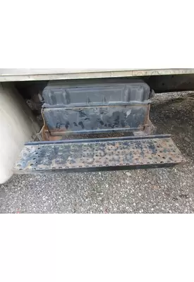 INTERNATIONAL 4300 Battery Box