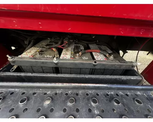 INTERNATIONAL 4300 Battery Box