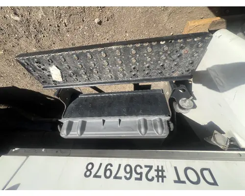 INTERNATIONAL 4300 Battery Box