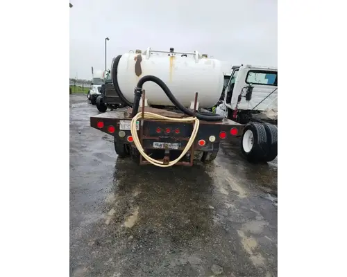 INTERNATIONAL 4300 Body  Bed