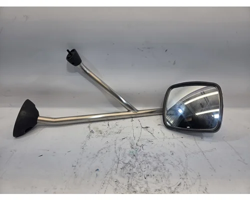 INTERNATIONAL 4300 Body Parts, Misc.