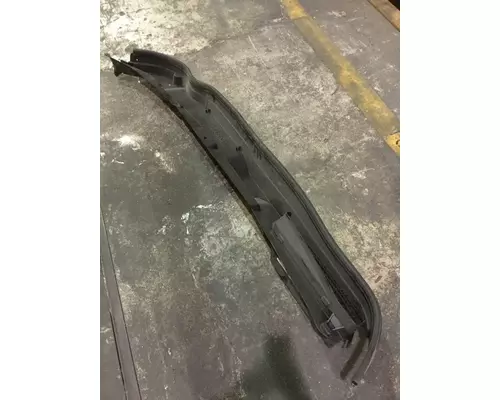 INTERNATIONAL 4300 Body Parts, Misc.