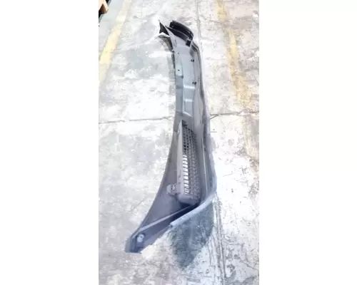 INTERNATIONAL 4300 Body Parts, Misc.