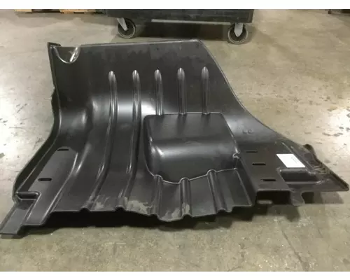 INTERNATIONAL 4300 Body Parts, Misc.