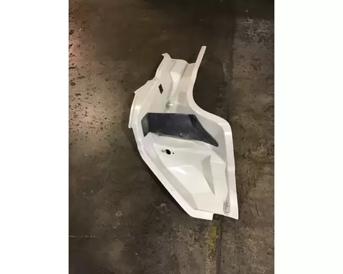 INTERNATIONAL 4300 Body Parts, Misc.