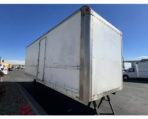 INTERNATIONAL 4300 Box  Bed