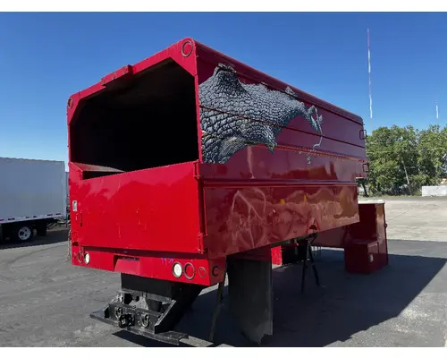 INTERNATIONAL 4300 Box  Bed