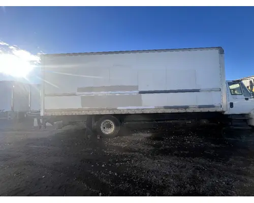 INTERNATIONAL 4300 Box  Bed