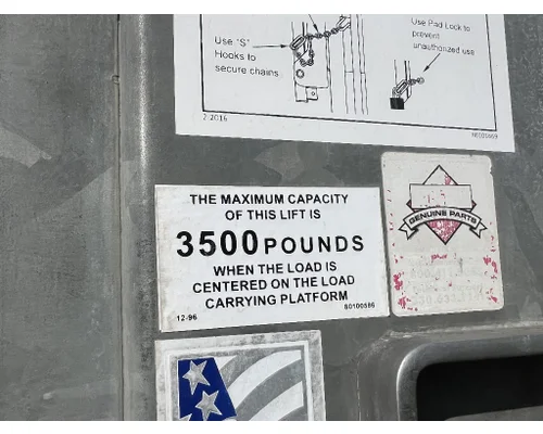 INTERNATIONAL 4300 Box  Bed