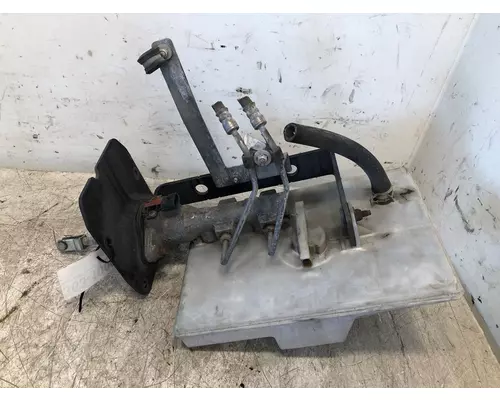 INTERNATIONAL 4300 Brake Proportioning Valve