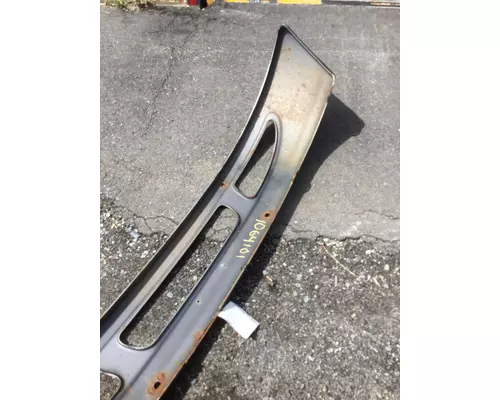 INTERNATIONAL 4300 Bumper Assembly