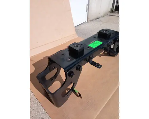 INTERNATIONAL 4300 CAB MOUNTS & SUPPORTS 119