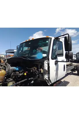 INTERNATIONAL 4300 CAB