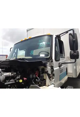 INTERNATIONAL 4300 CAB