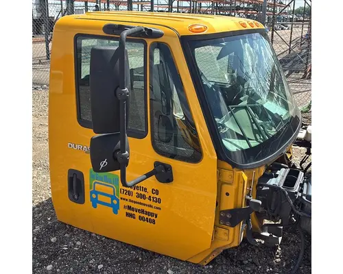 INTERNATIONAL 4300 CAB
