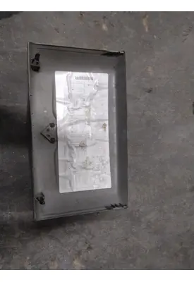 INTERNATIONAL 4300 CAB