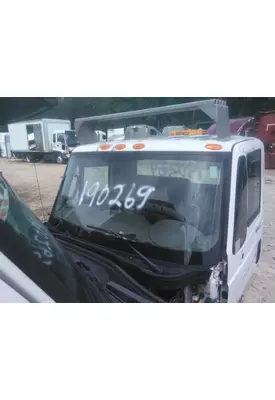 INTERNATIONAL 4300 CAB