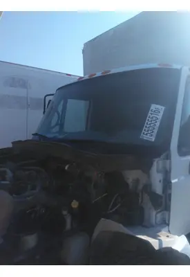 INTERNATIONAL 4300 CAB