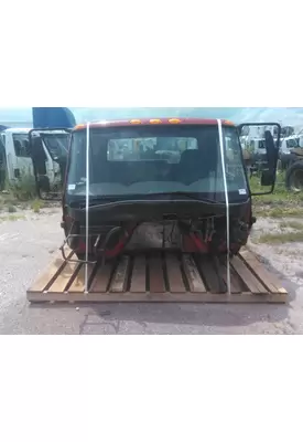 INTERNATIONAL 4300 CAB