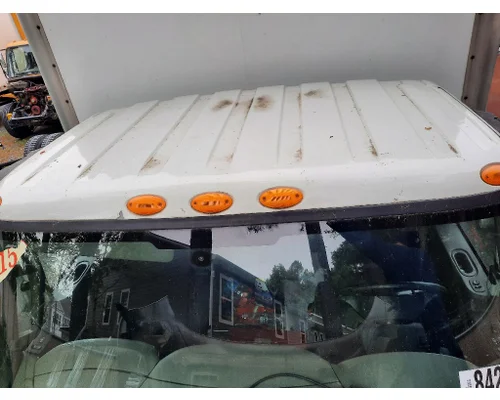 INTERNATIONAL 4300 CAB