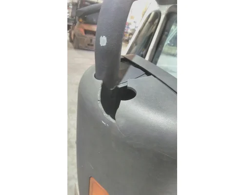 INTERNATIONAL 4300 CAB