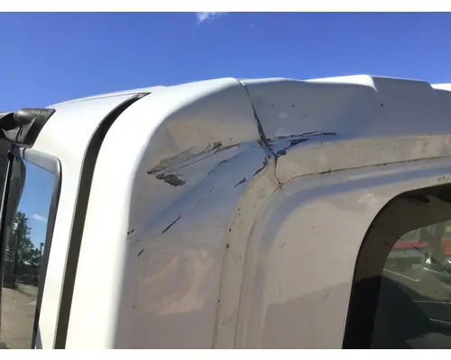 INTERNATIONAL 4300 CAB