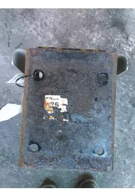 INTERNATIONAL 4300 CHAIN HANGER