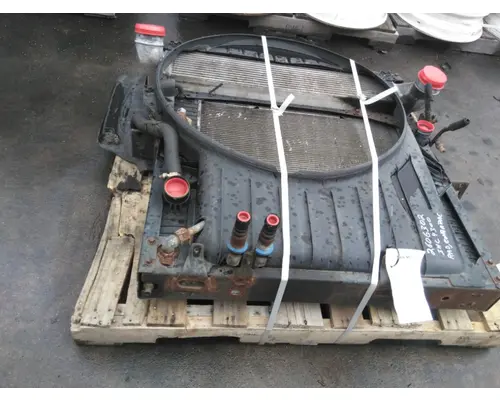 INTERNATIONAL 4300 COOLING ASSEMBLY (RAD, COND, ATAAC)