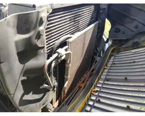INTERNATIONAL 4300 COOLING ASSEMBLY (RAD, COND, ATAAC)