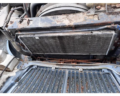 INTERNATIONAL 4300 COOLING ASSEMBLY (RAD, COND, ATAAC)